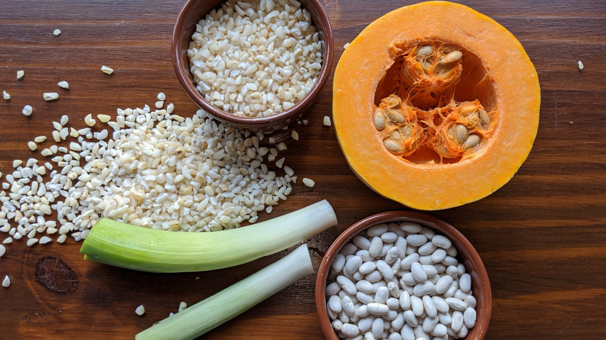 Mujeres Que Leen Locro patrio en casa ¡La mejor receta!